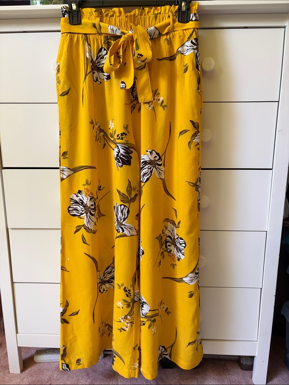 🌺 NWOT NEW LOOK WOMENS SIZE SMALL HIGH WAISTED YELLOW FLORAL PULL ON PANTS